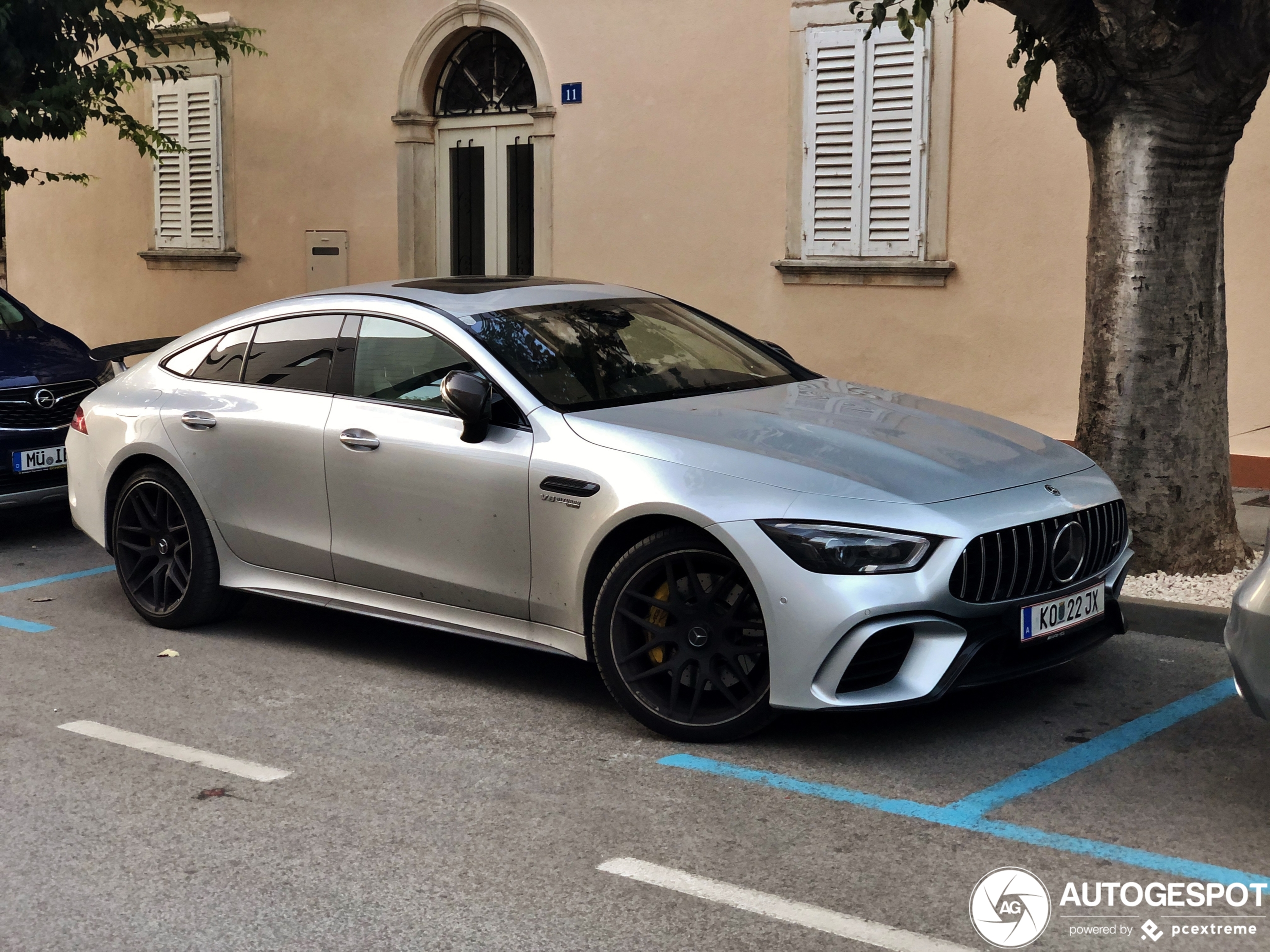 Mercedes-AMG GT 63 S X290