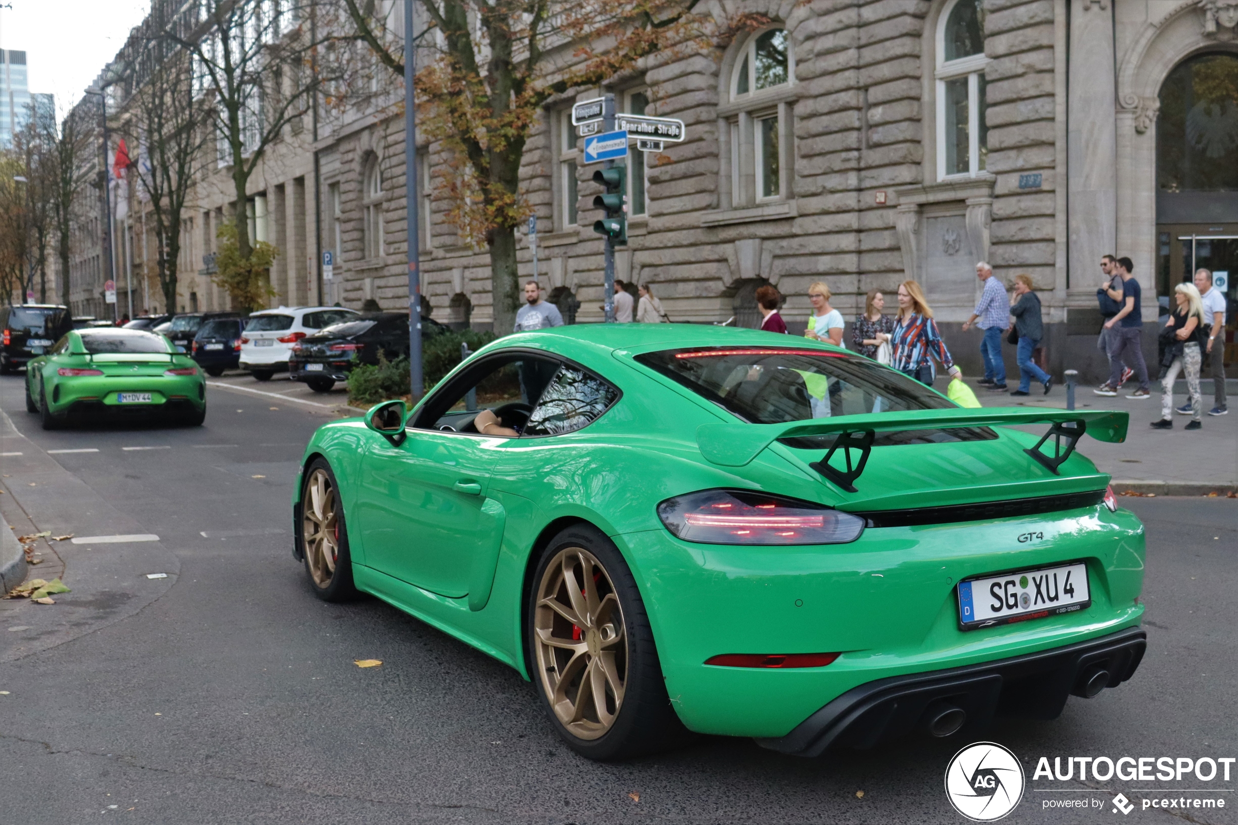 Porsche 718 Cayman GT4