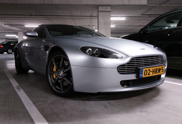 Aston Martin V8 Vantage