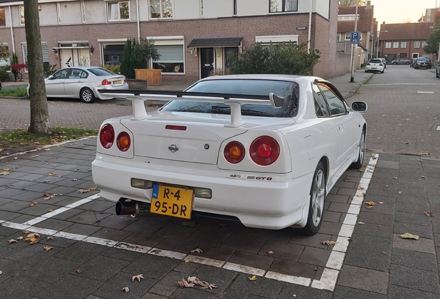 Nissan Skyline R34