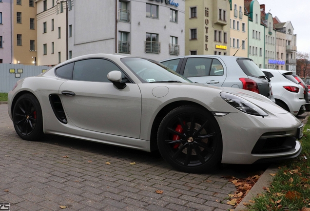 Porsche 718 Cayman GTS