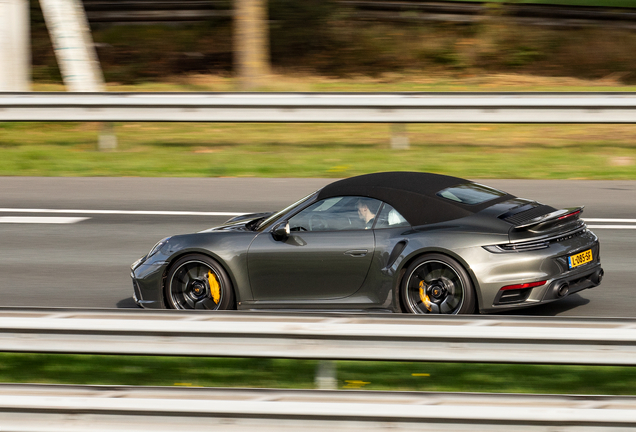 Porsche 992 Turbo S Cabriolet