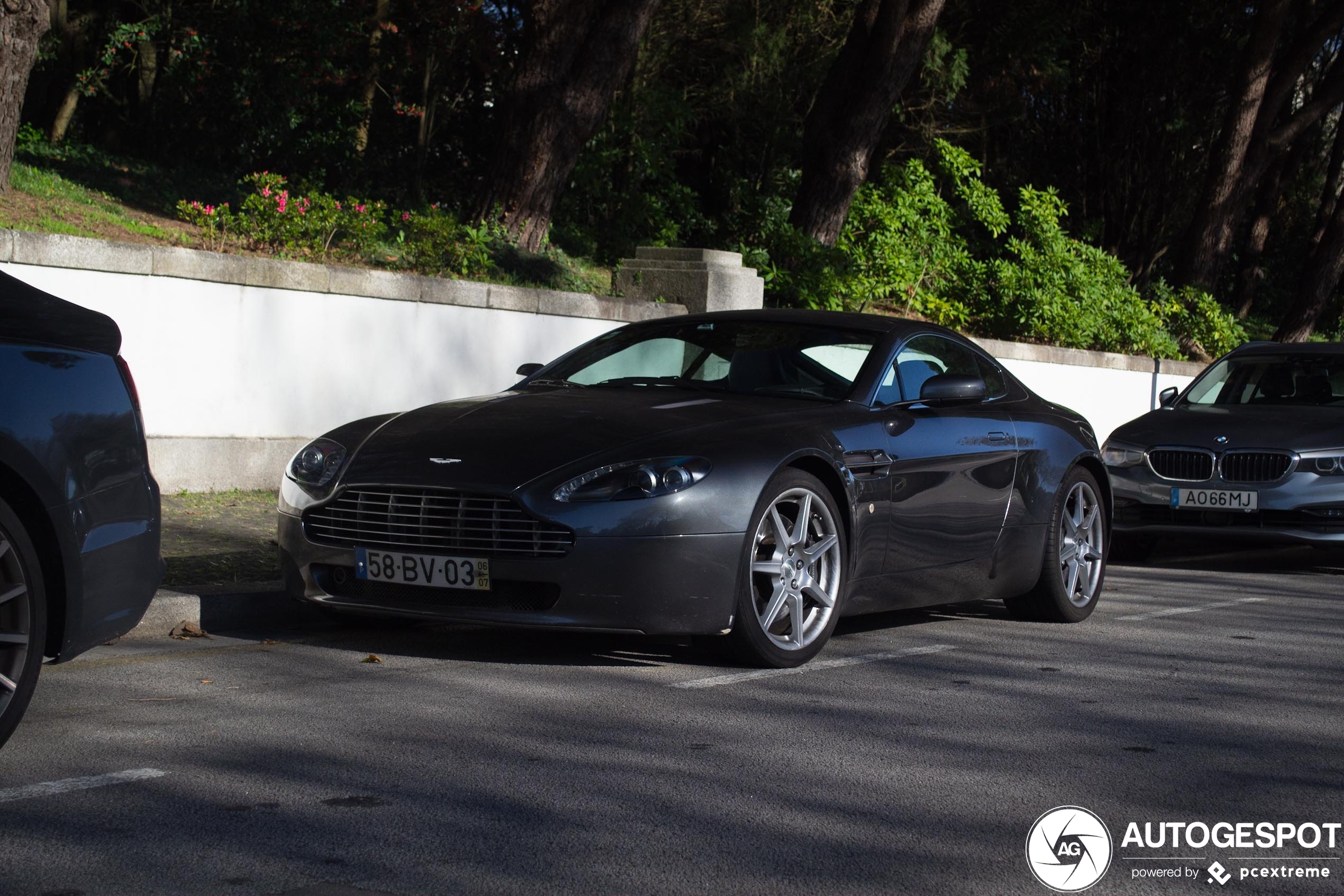 Aston Martin V8 Vantage