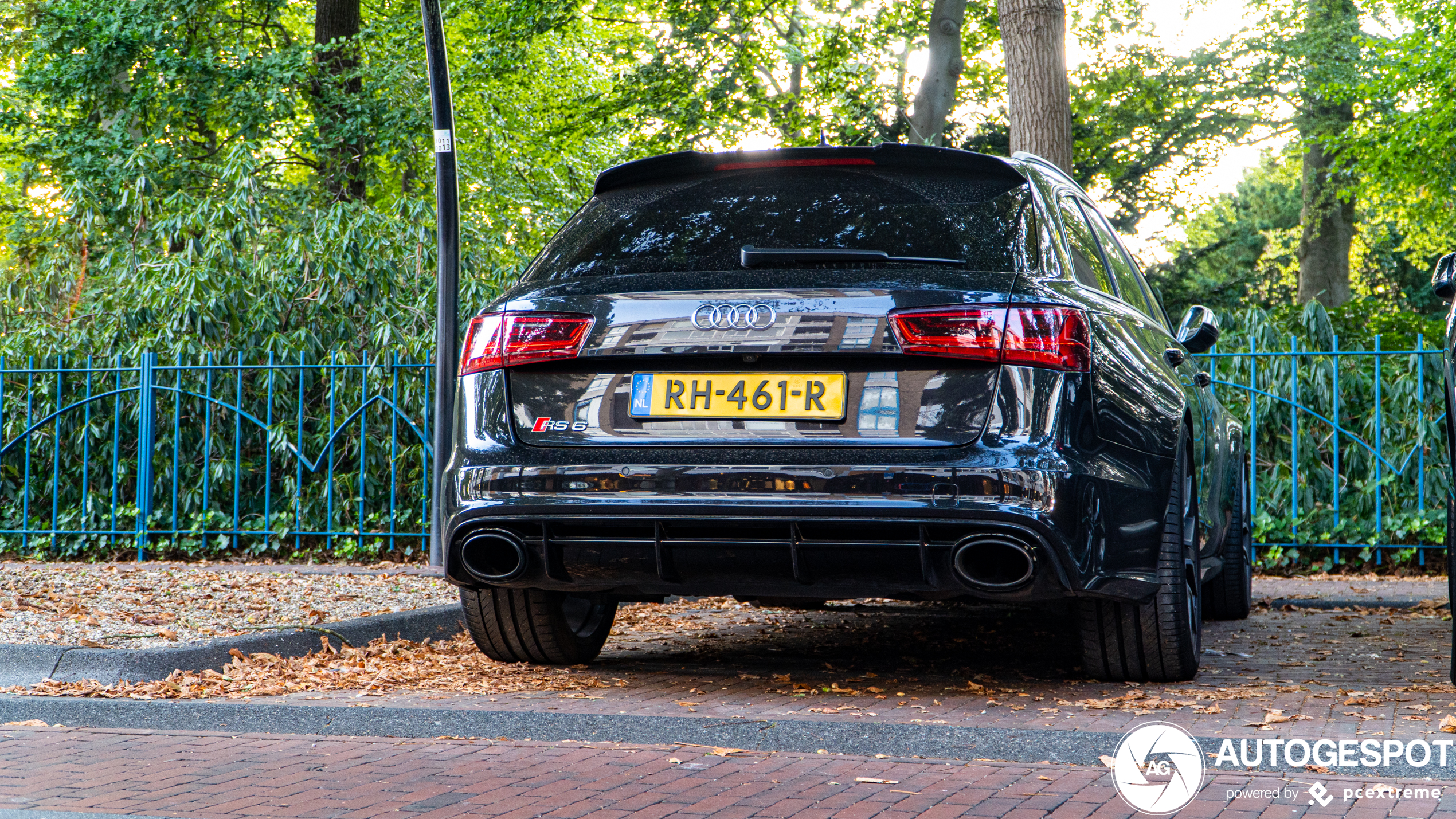 Audi RS6 Avant C7 2015