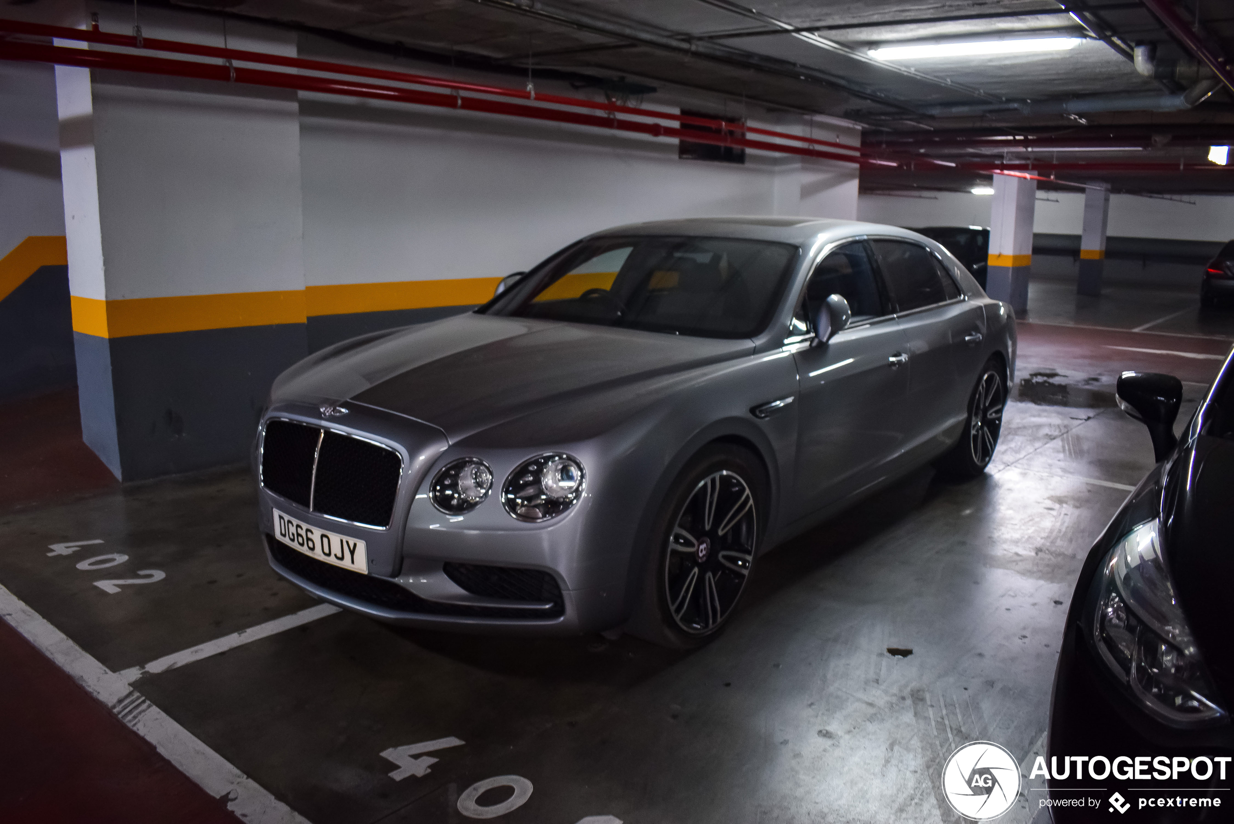 Bentley Flying Spur V8 S