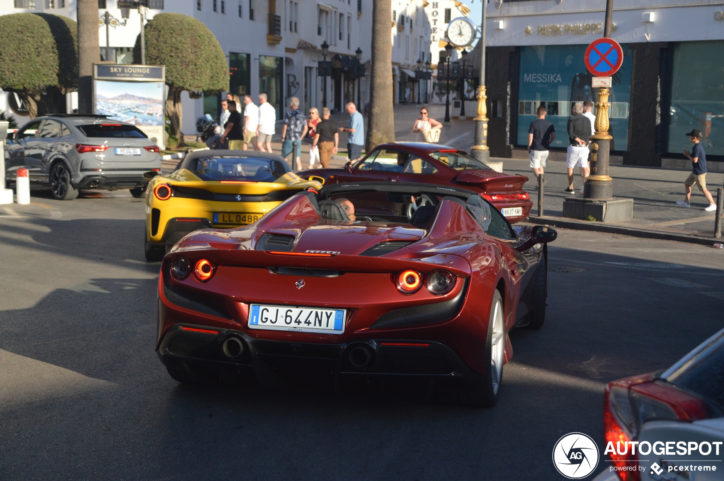 Ferrari F8 Spider