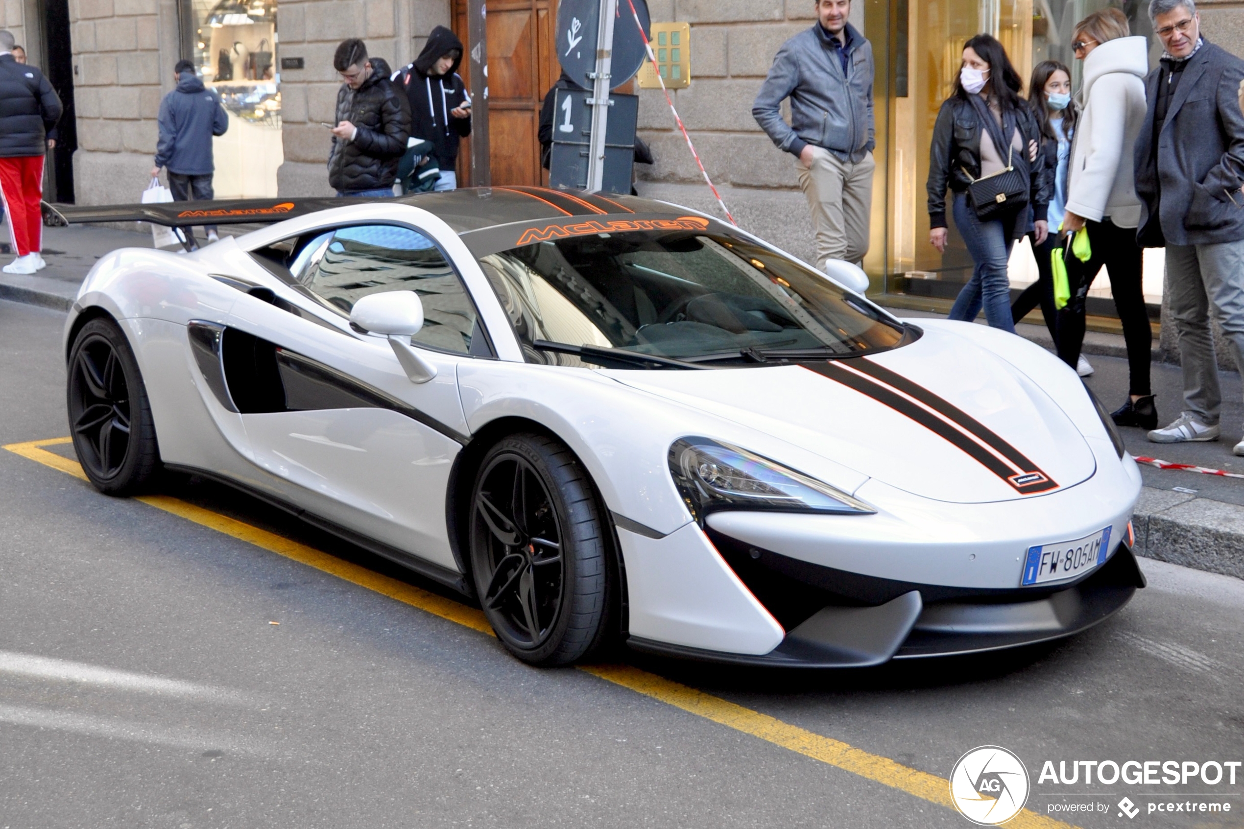 McLaren 570S