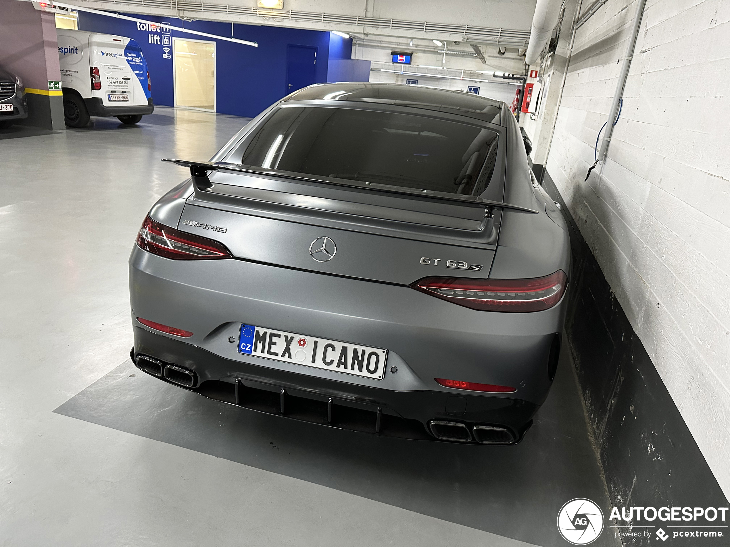 Mercedes-AMG GT 63 S X290