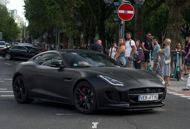 Jaguar F-TYPE R AWD Coupé