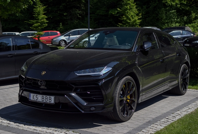 Lamborghini Urus