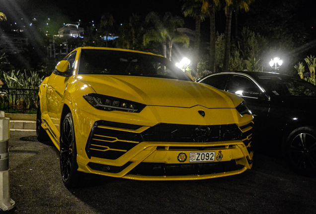 Lamborghini Urus