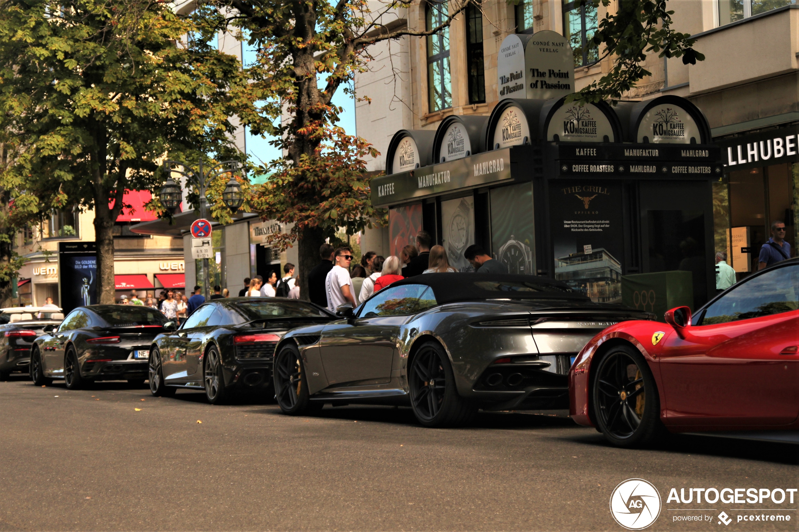 Aston Martin DBS Superleggera Volante