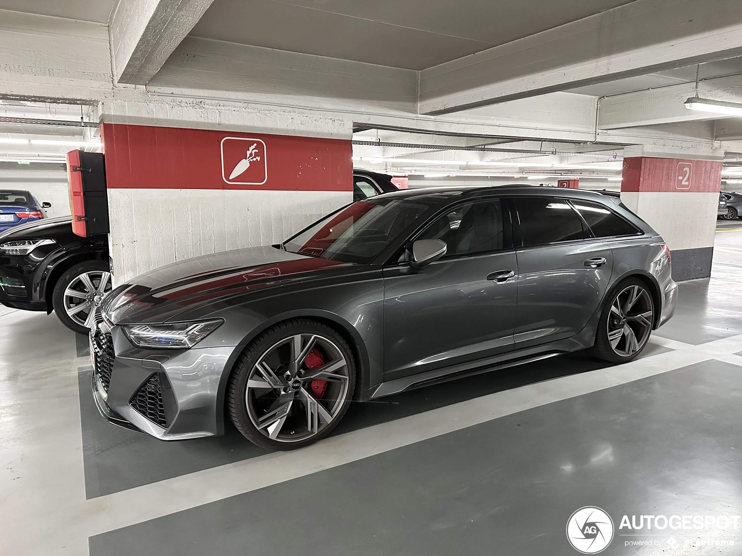 Audi RS6 Avant C8