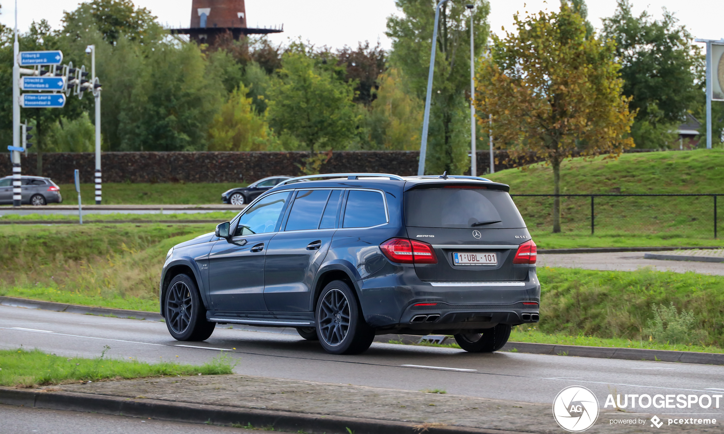 Mercedes-AMG GLS 63 X166