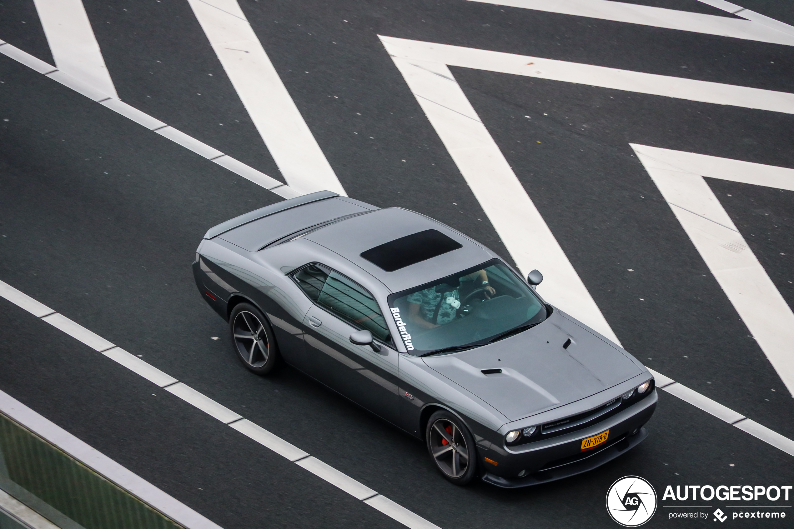 Dodge Challenger SRT-8