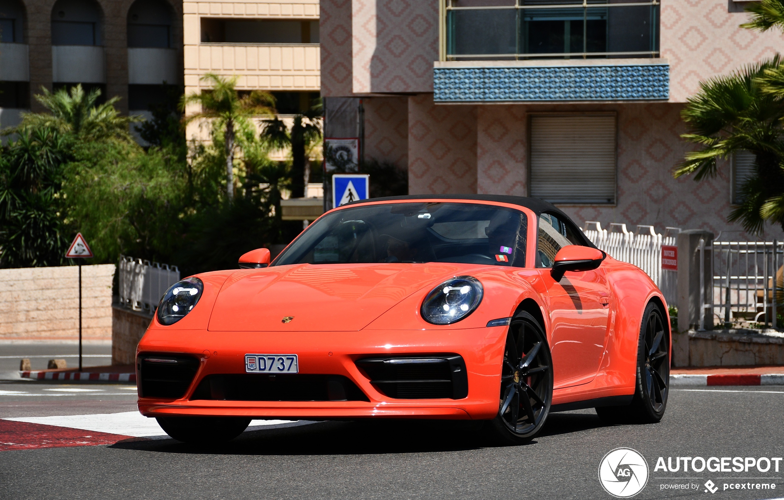 Porsche 992 Carrera 4S Cabriolet