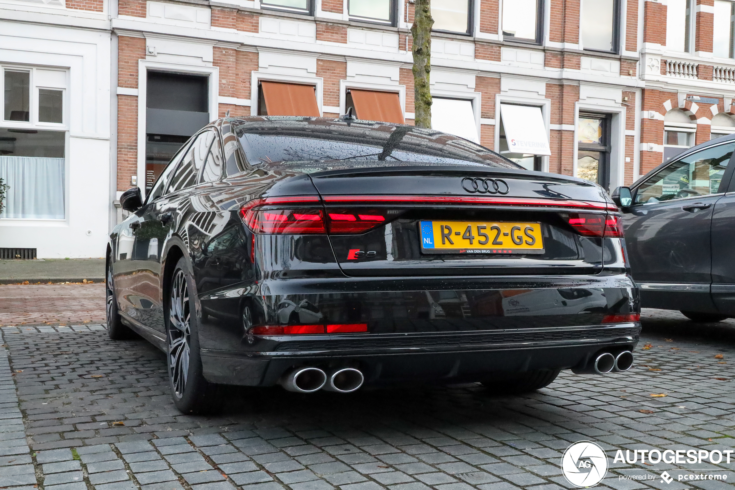 Audi S8 D5