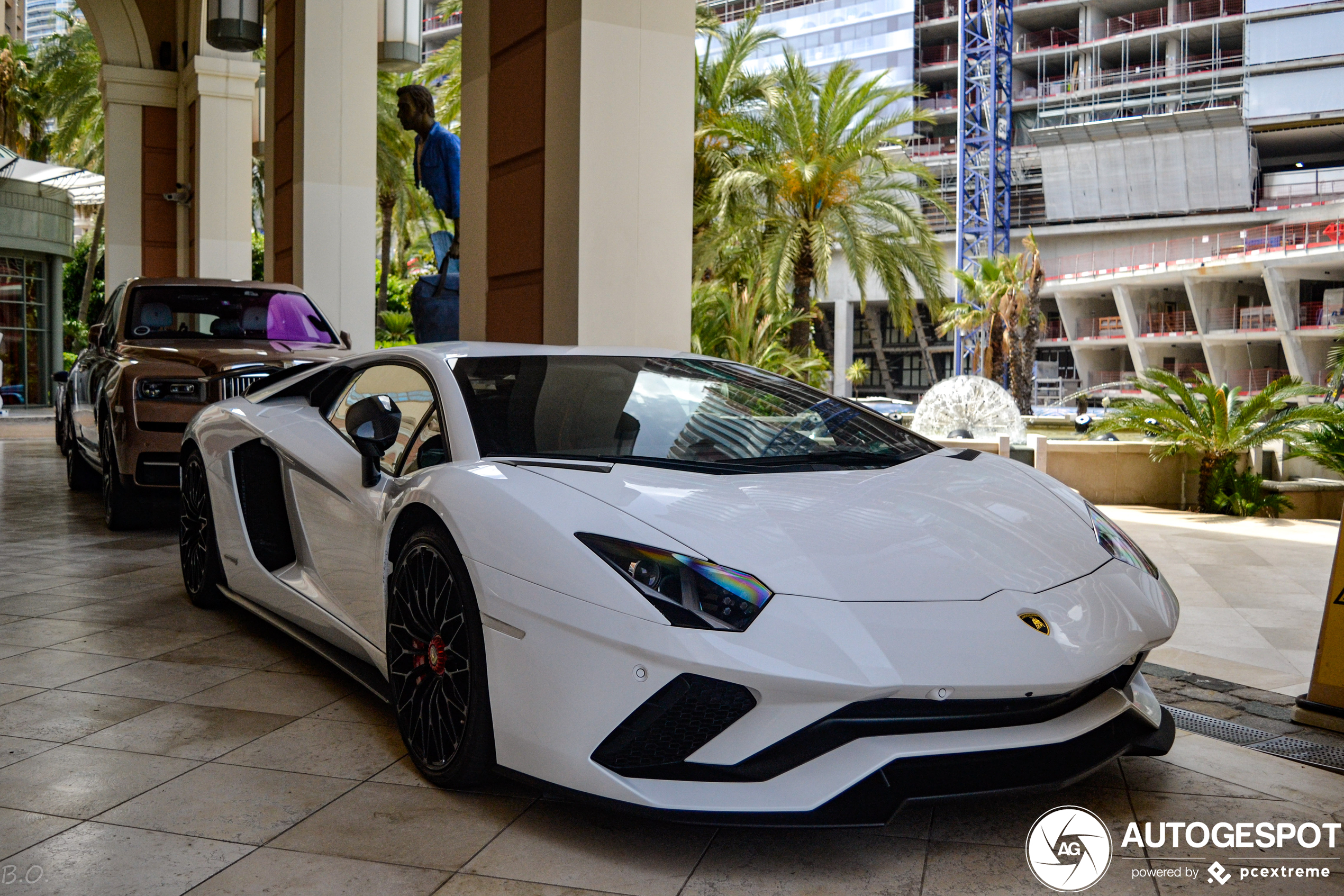 Lamborghini Aventador S LP740-4