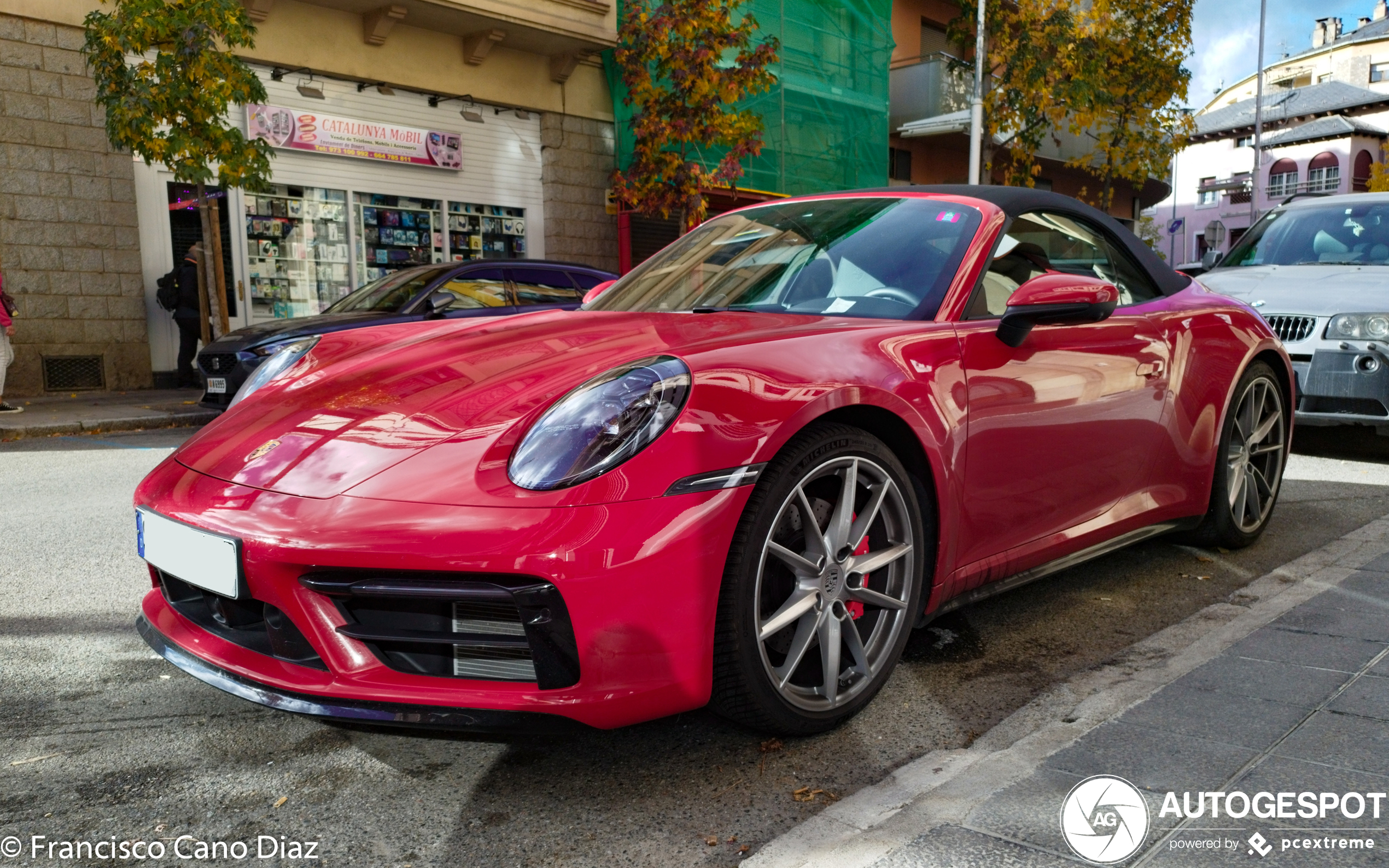 Porsche 992 Carrera 4S Cabriolet