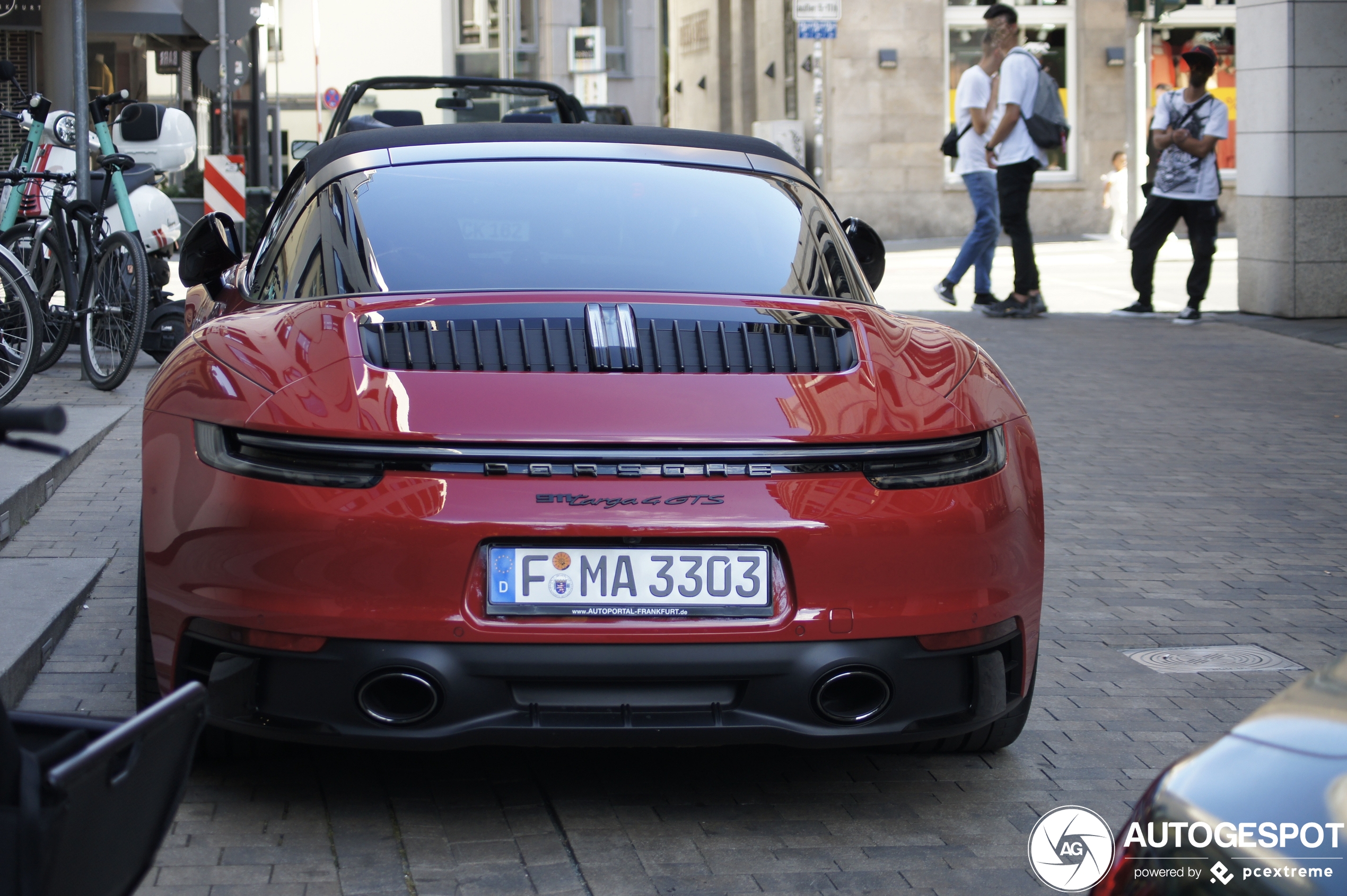 Porsche 992 Targa 4 GTS