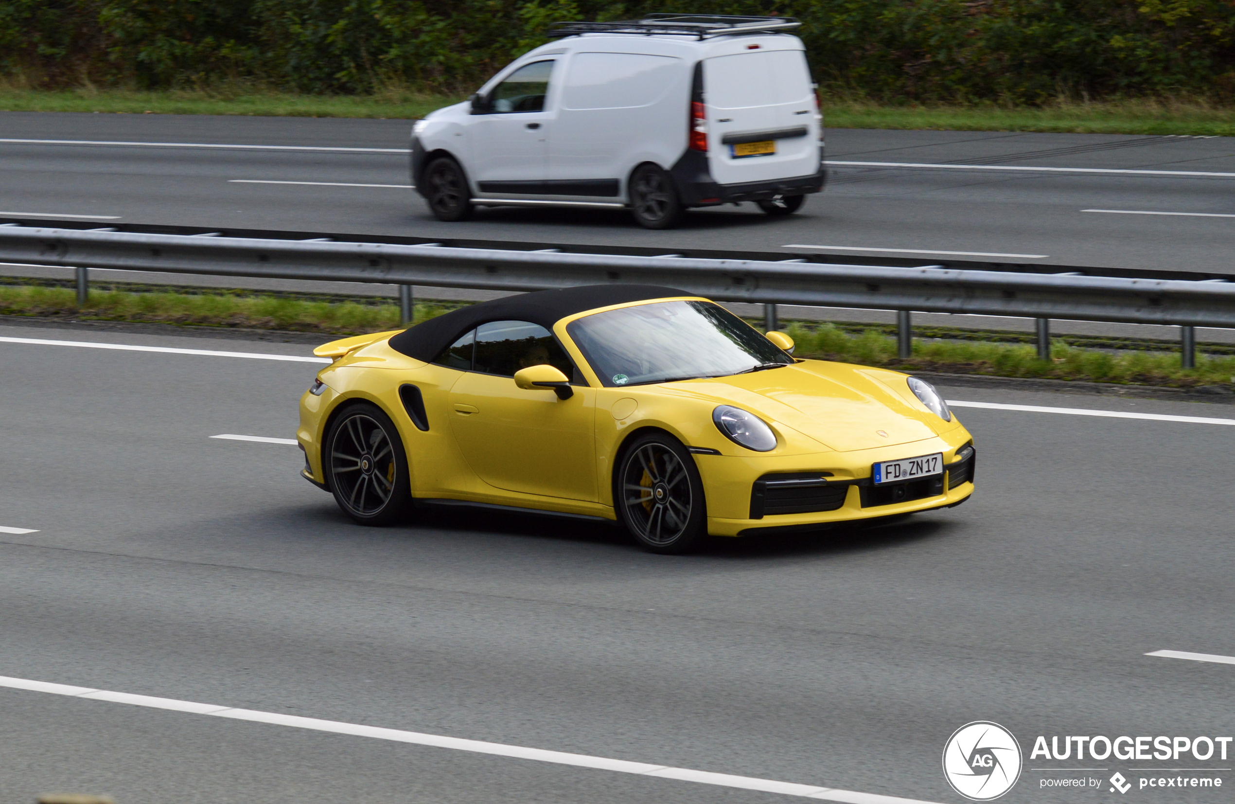 Porsche 992 Turbo S Cabriolet