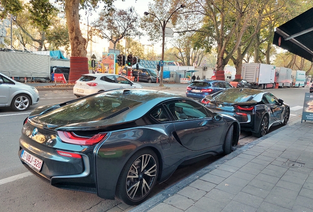 BMW i8