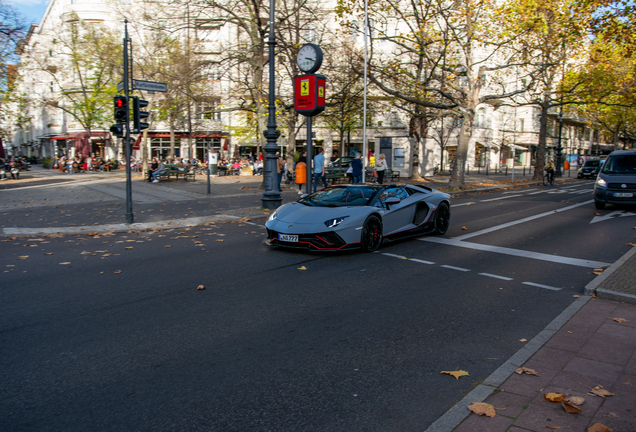 Lamborghini Aventador LP780-4 Ultimae Roadster