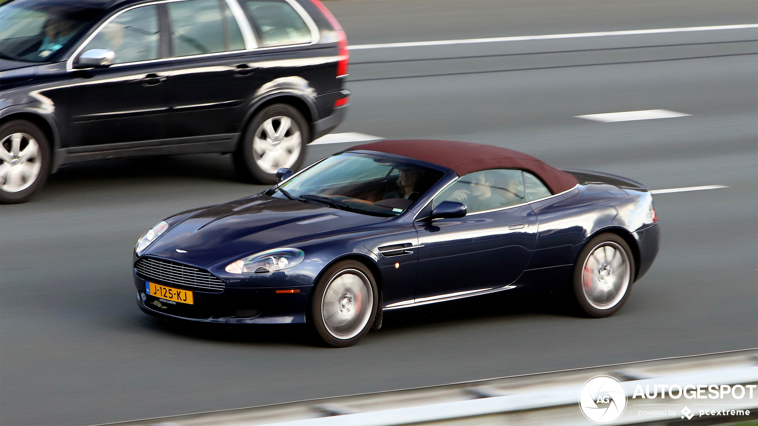 Aston Martin DB9 Volante