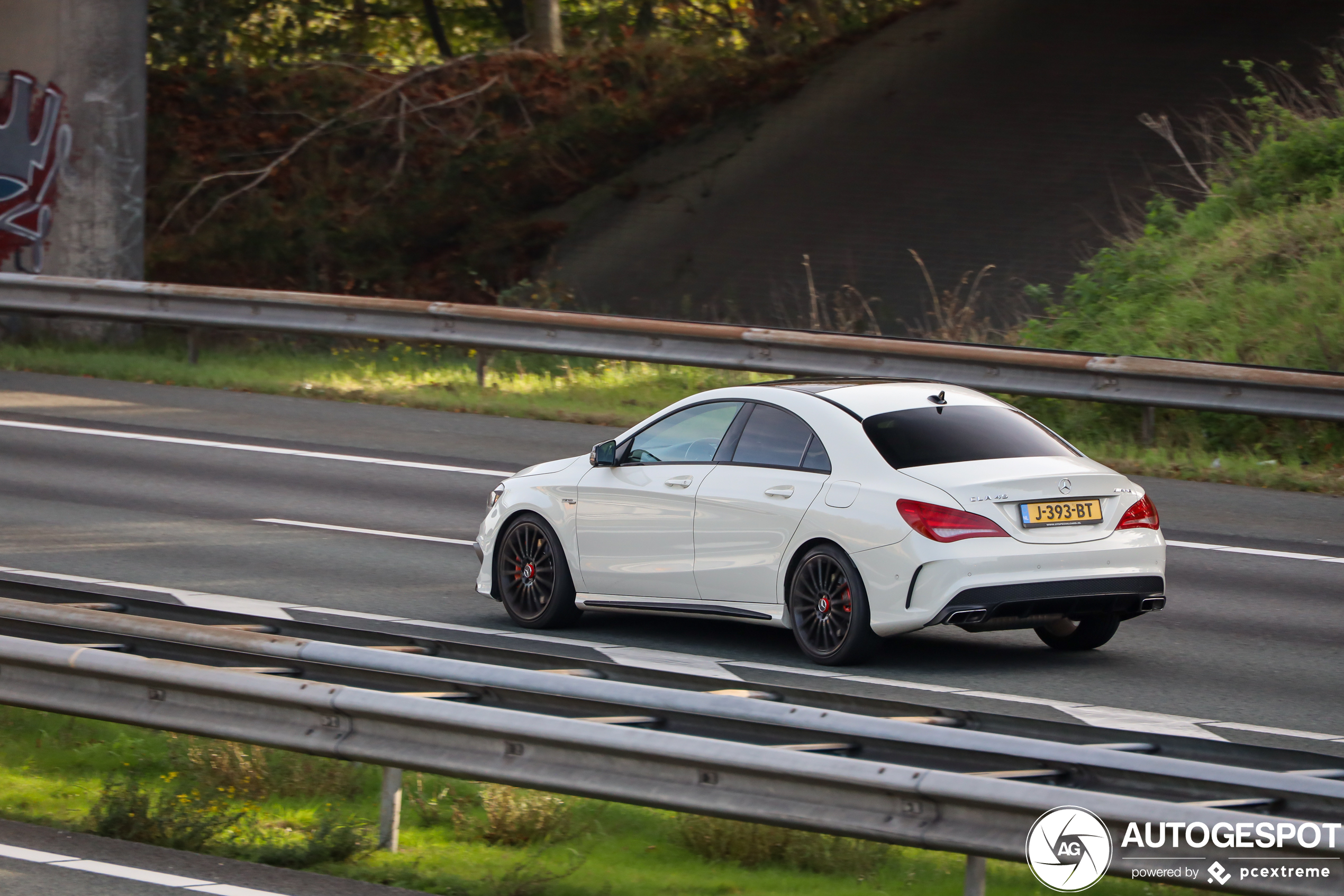 Mercedes-Benz CLA 45 AMG C117