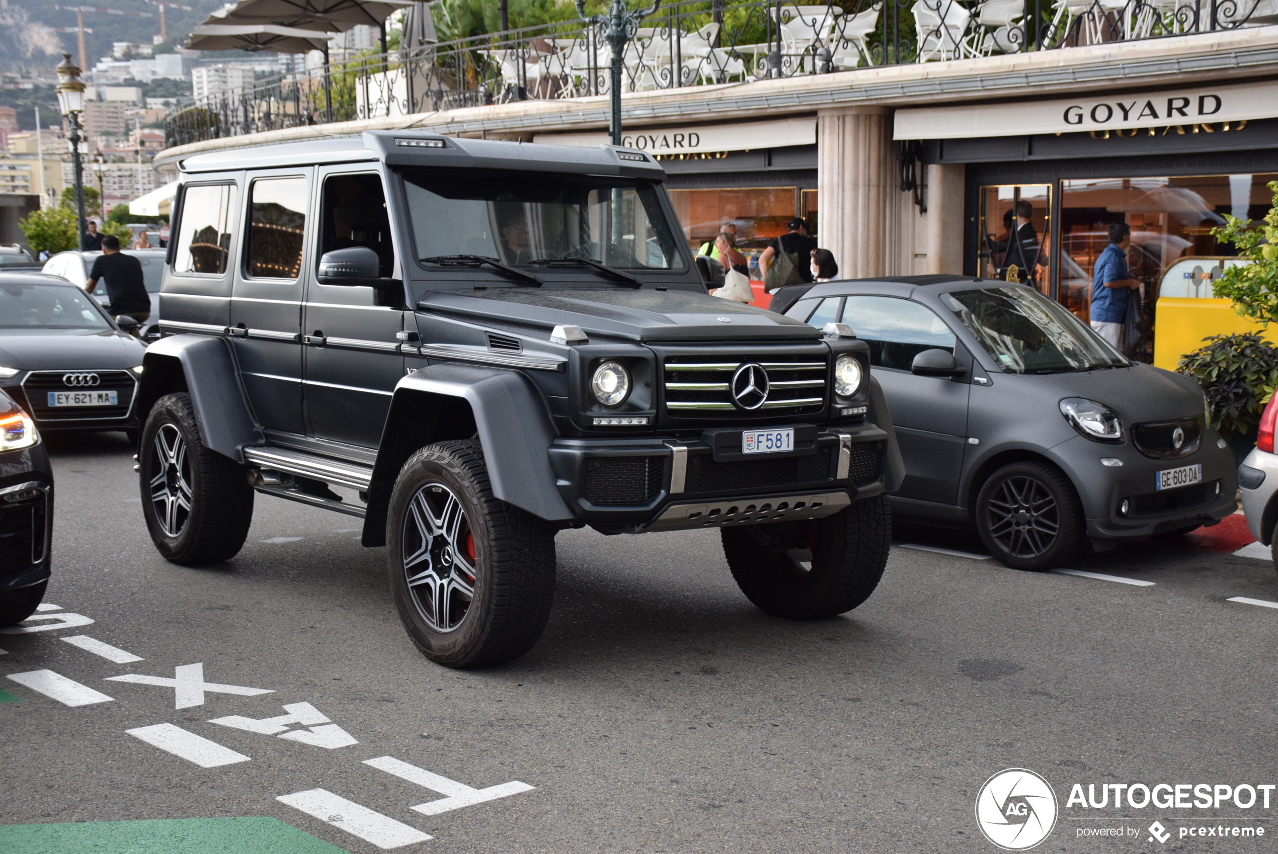 Mercedes-Benz G 500 4X4²