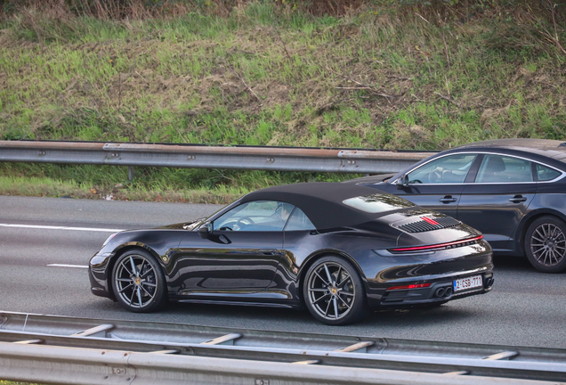 Porsche 992 Carrera S Cabriolet