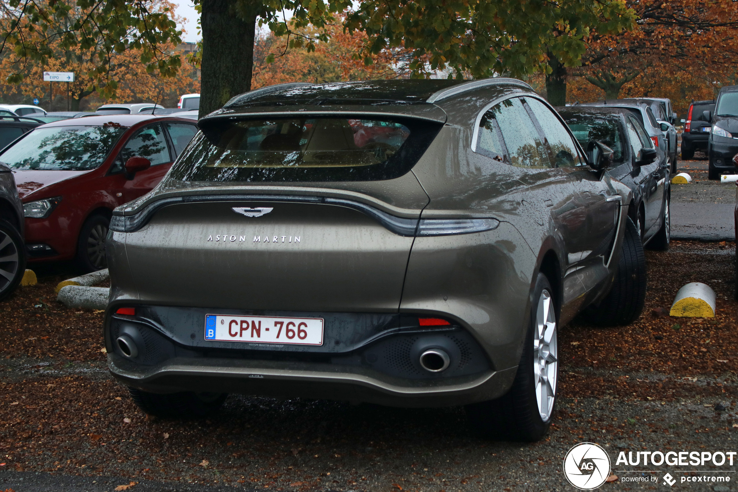 Aston Martin DBX