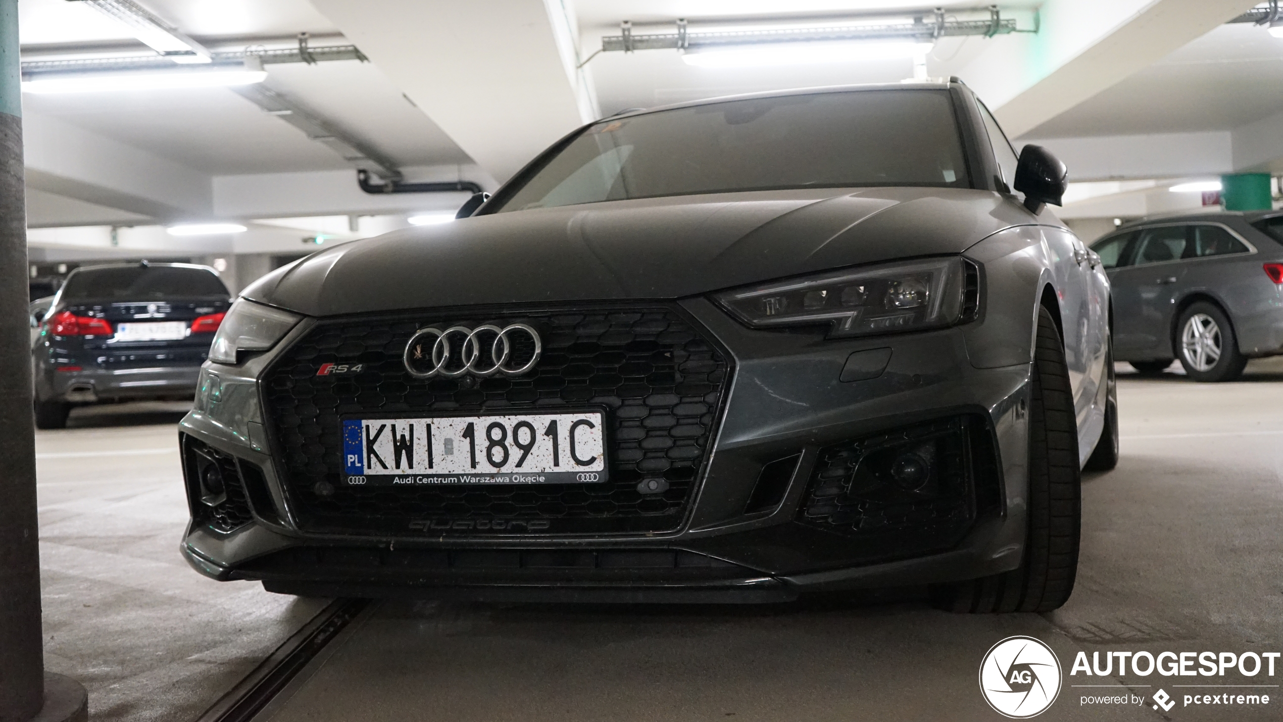 Audi RS4 Avant B9