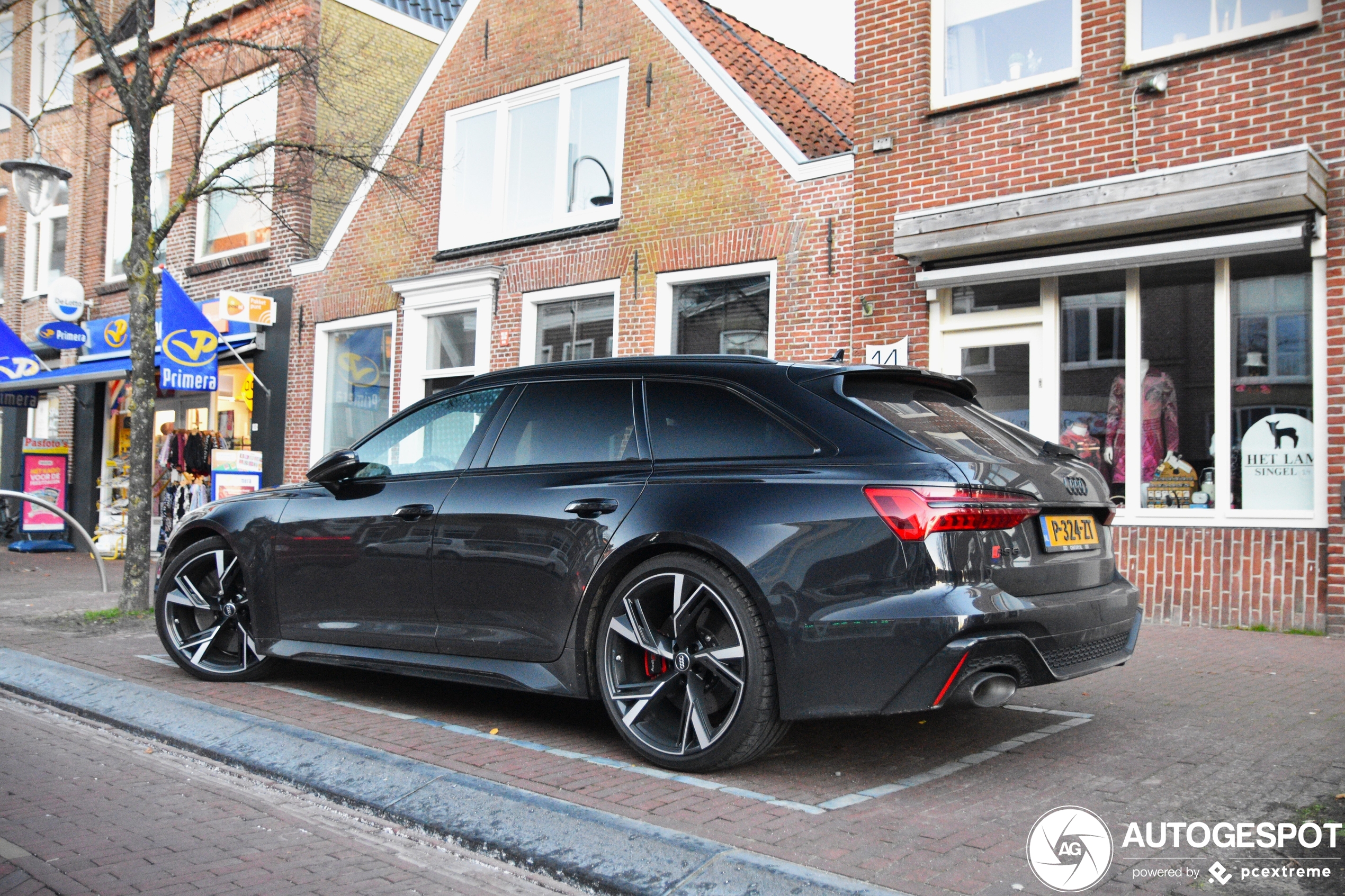 Audi RS6 Avant C8