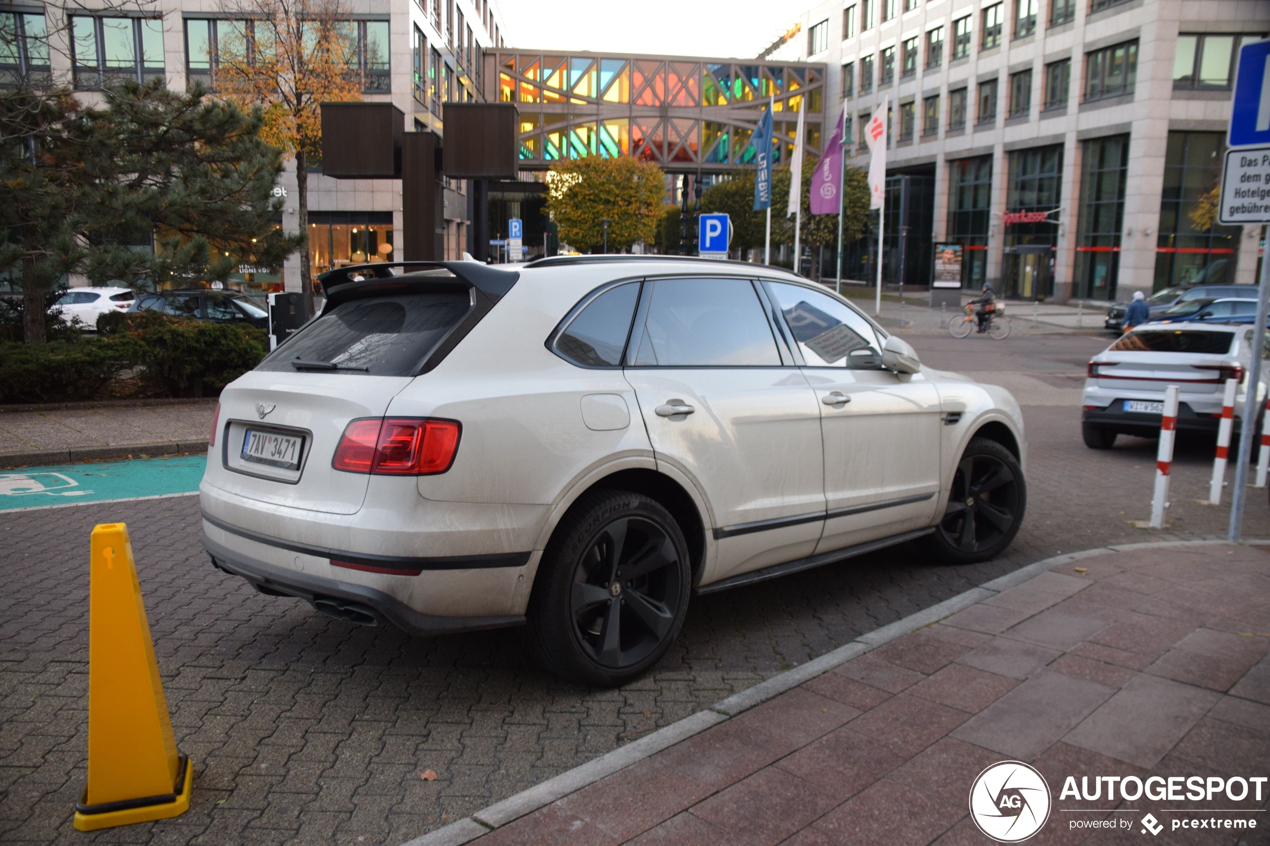 Bentley Bentayga V8