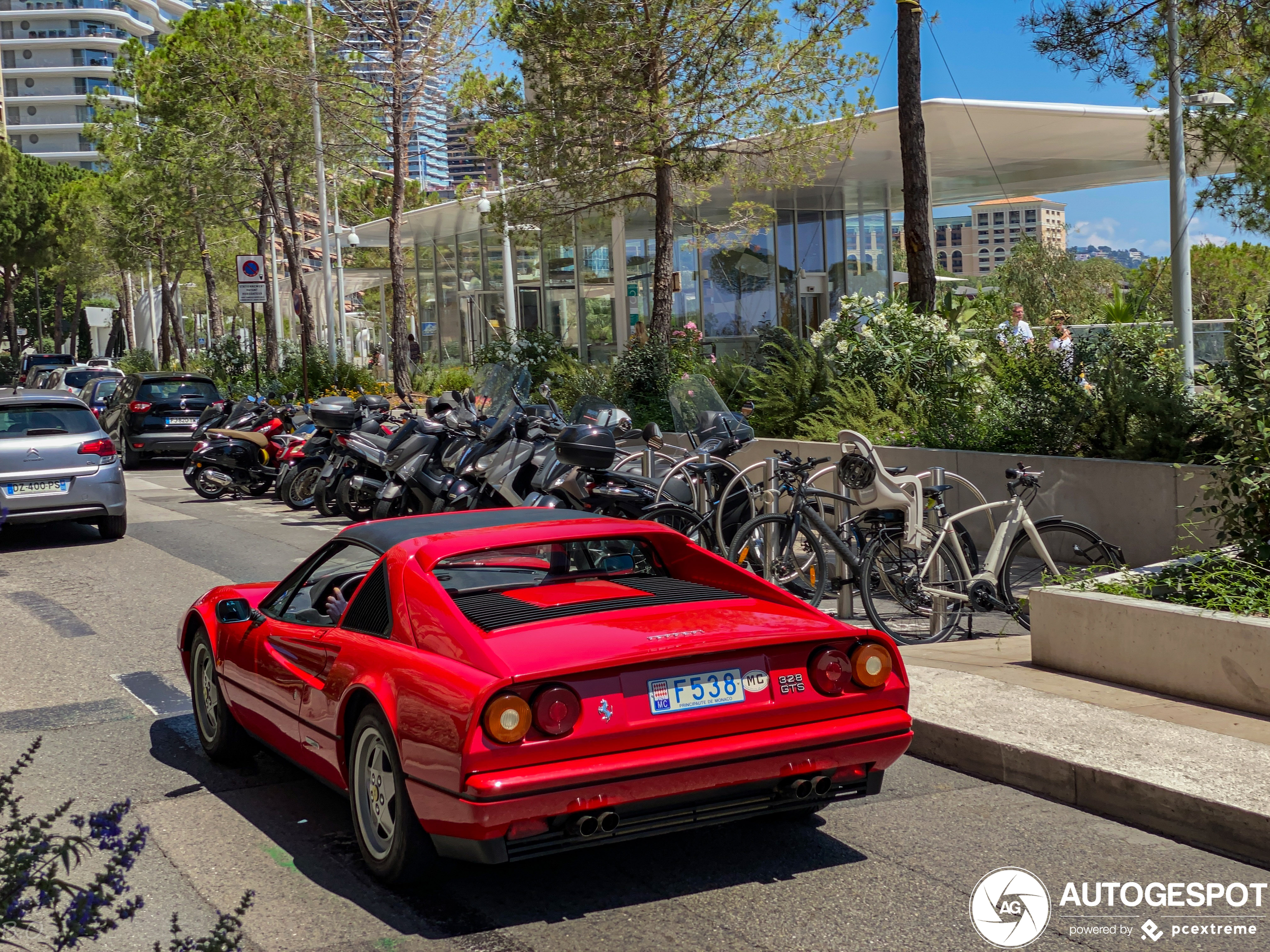 Ferrari 328 GTS