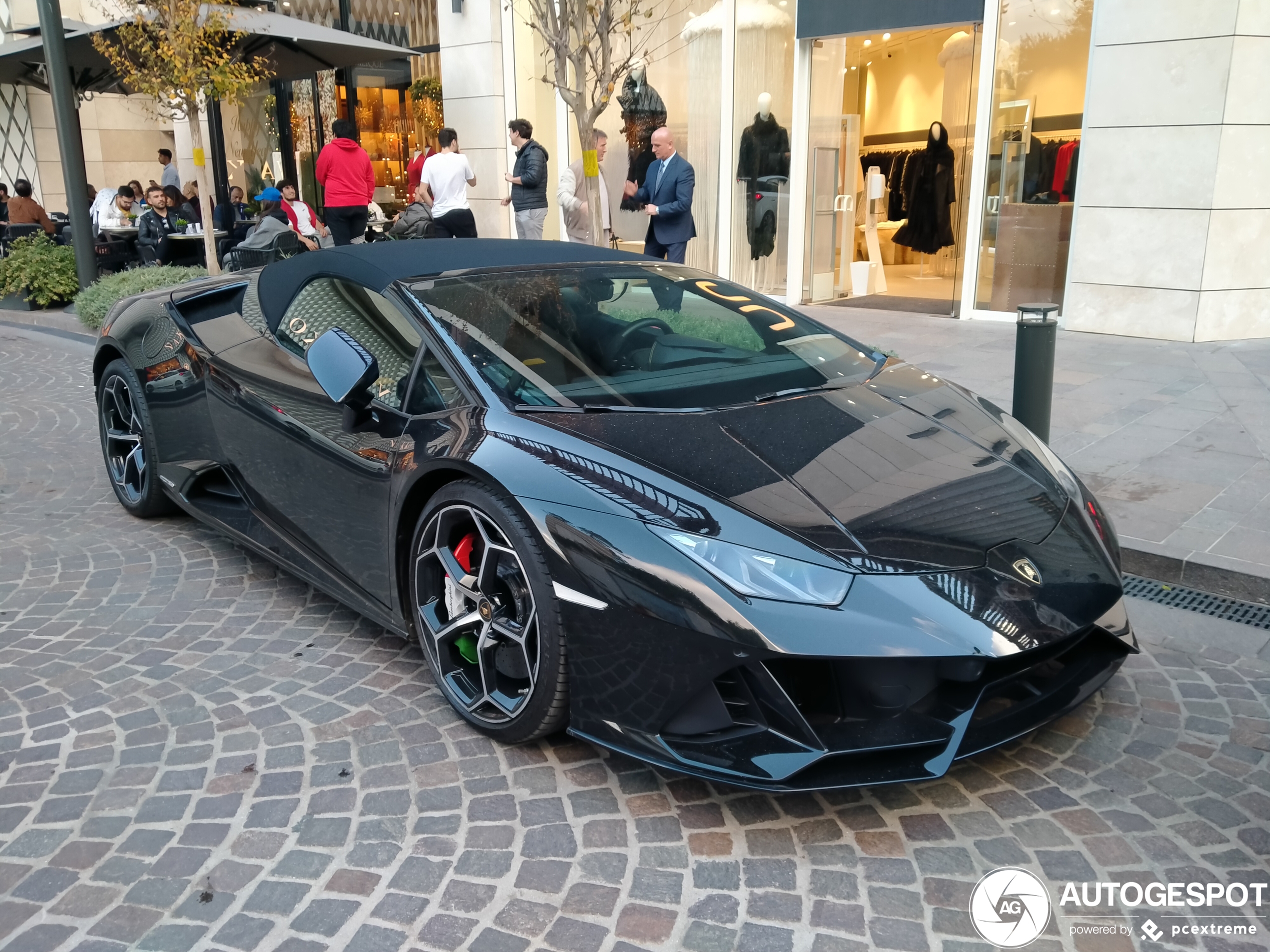 Lamborghini Huracán LP640-4 EVO Spyder