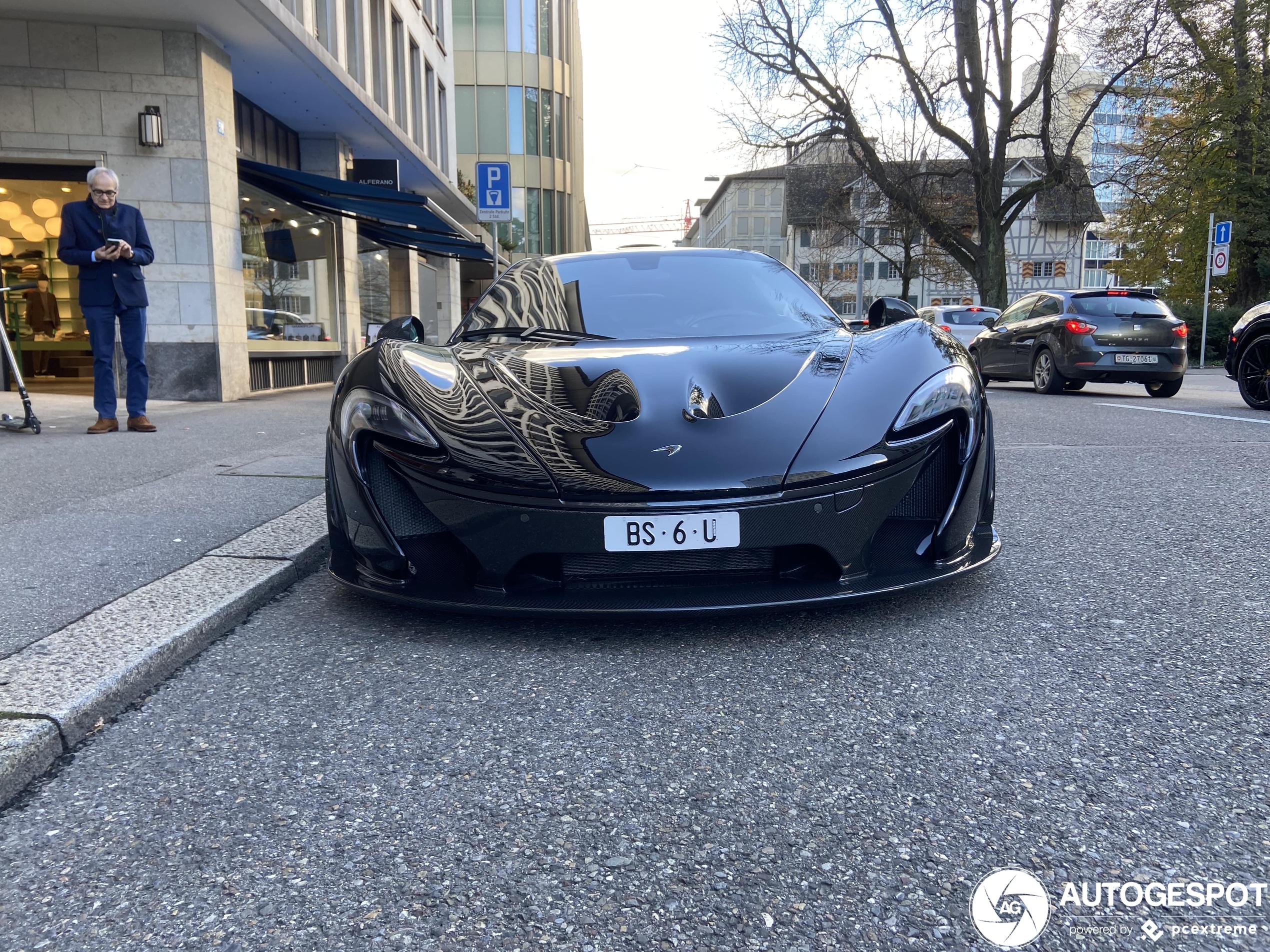 McLaren P1