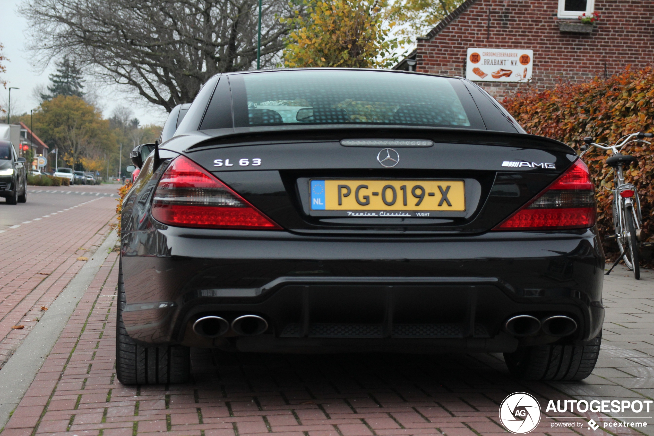 Mercedes-Benz SL 63 AMG