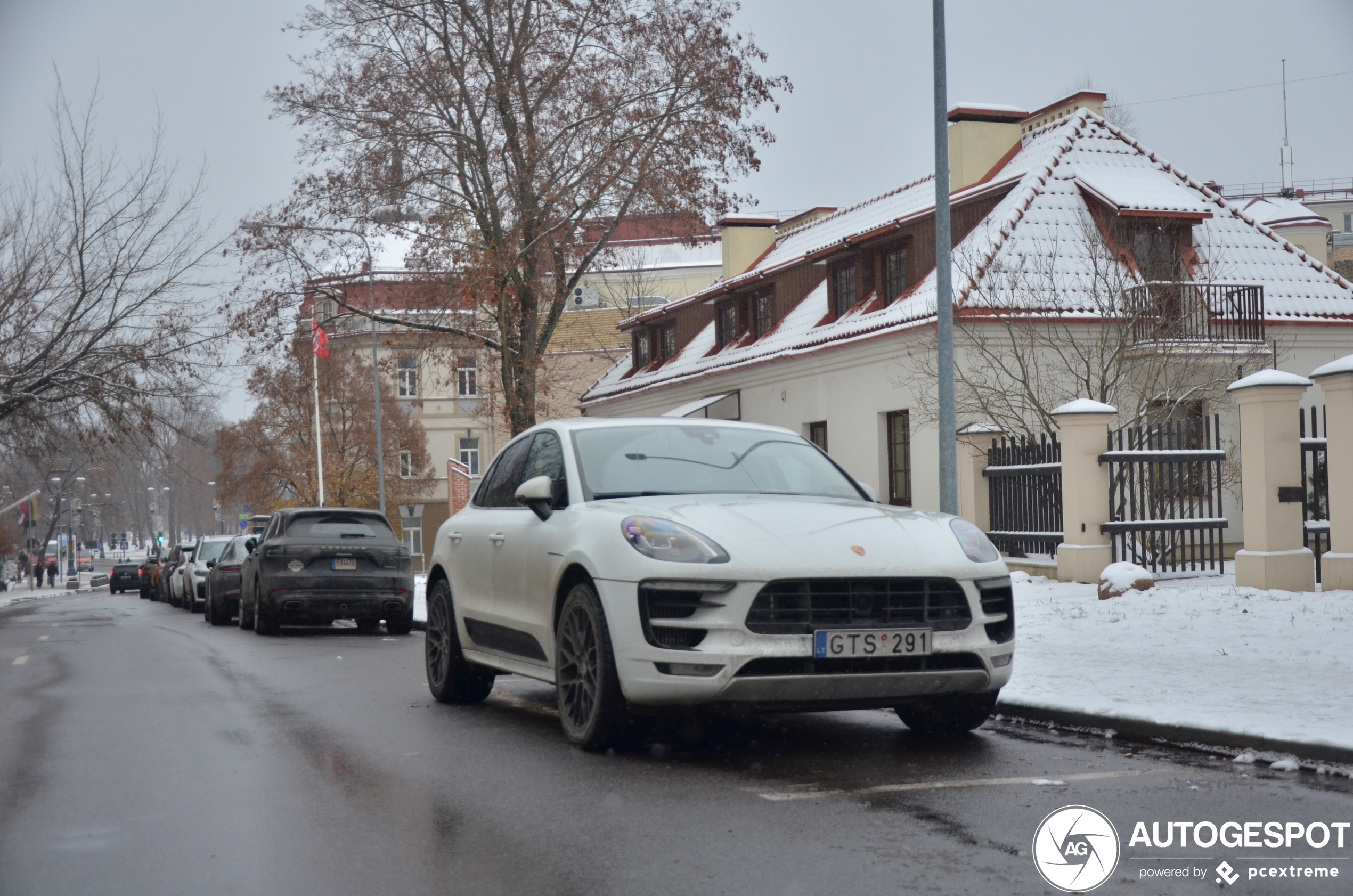 Porsche 95B Macan GTS