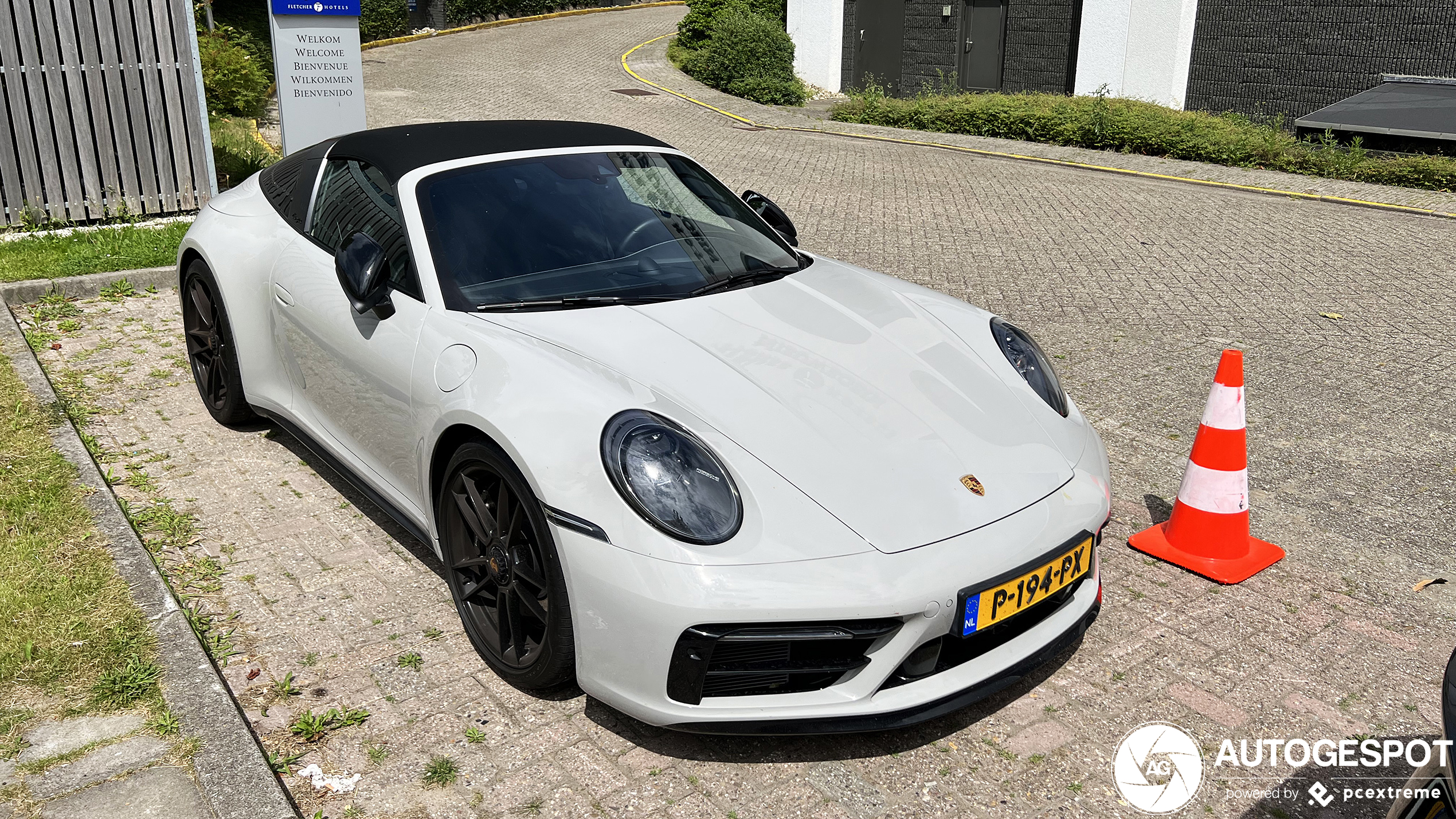 Porsche 992 Targa 4 GTS