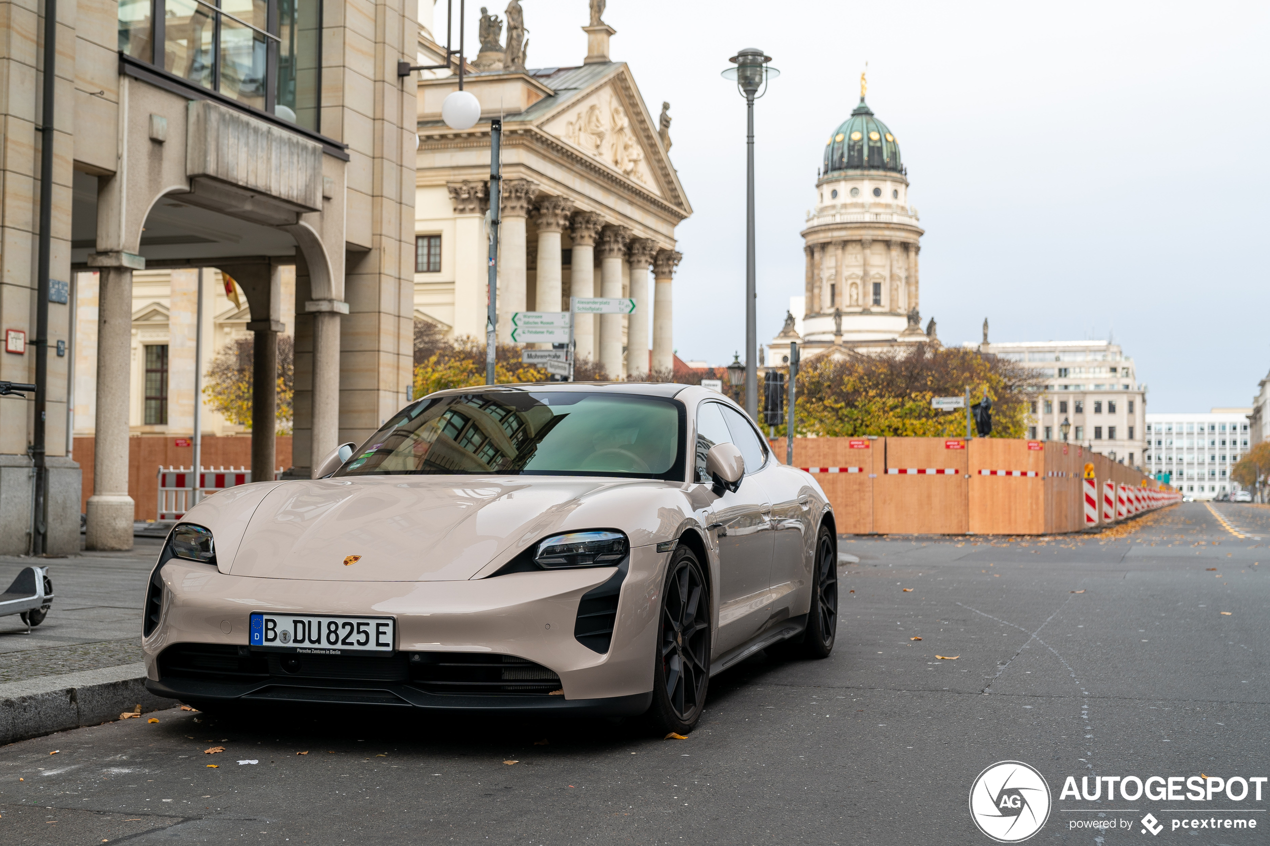 Porsche Taycan GTS Sport Turismo