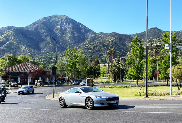 Aston Martin DB9