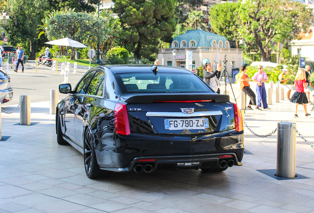 Cadillac CTS-V 2015