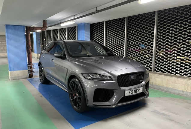 Jaguar F-PACE SVR