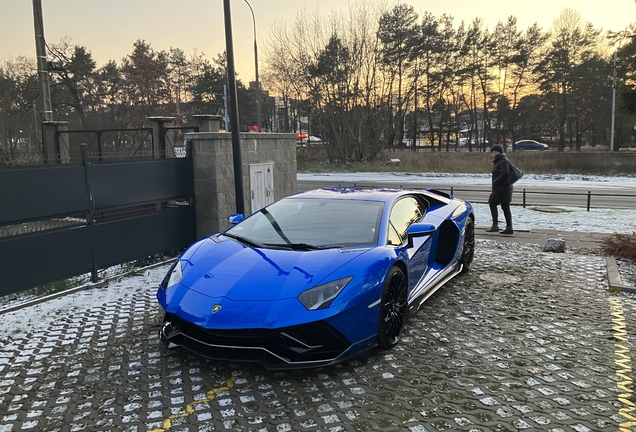 Lamborghini Aventador LP780-4 Ultimae