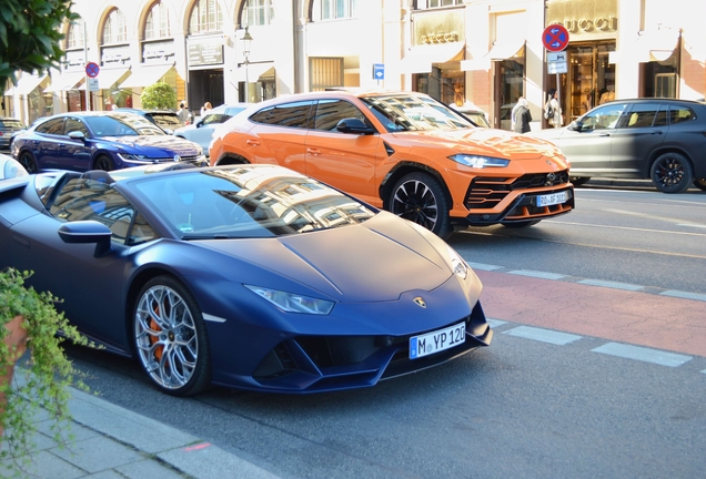 Lamborghini Huracán LP640-4 EVO Spyder