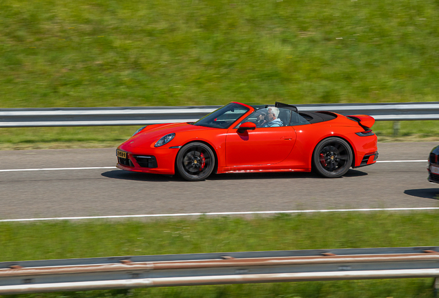 Porsche 992 Carrera 4S Cabriolet