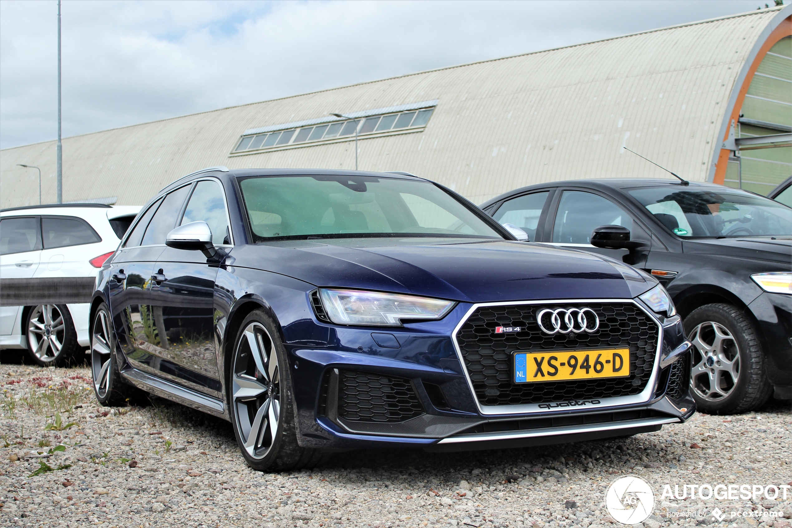 Audi RS4 Avant B9