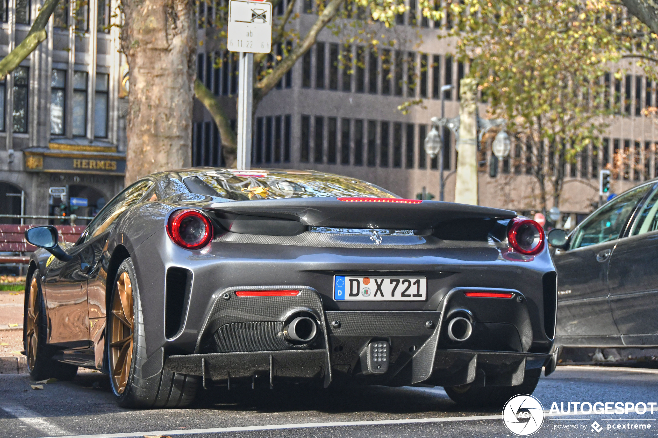 Ferrari 488 Pista